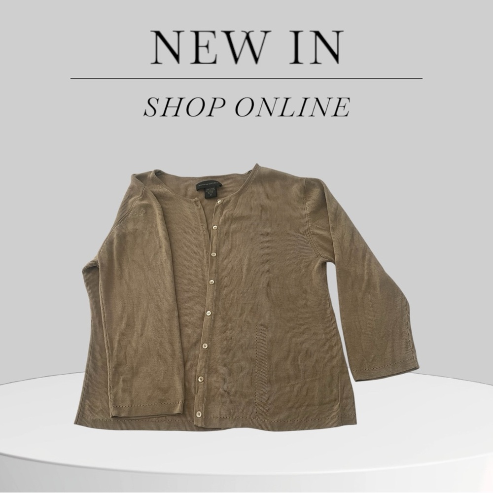 Banana Republic Tan Knit Sweater M 💯 Silk